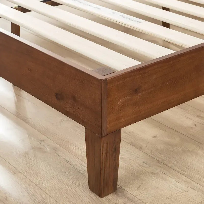 Dřevěná postelová platforma Antique Espresso