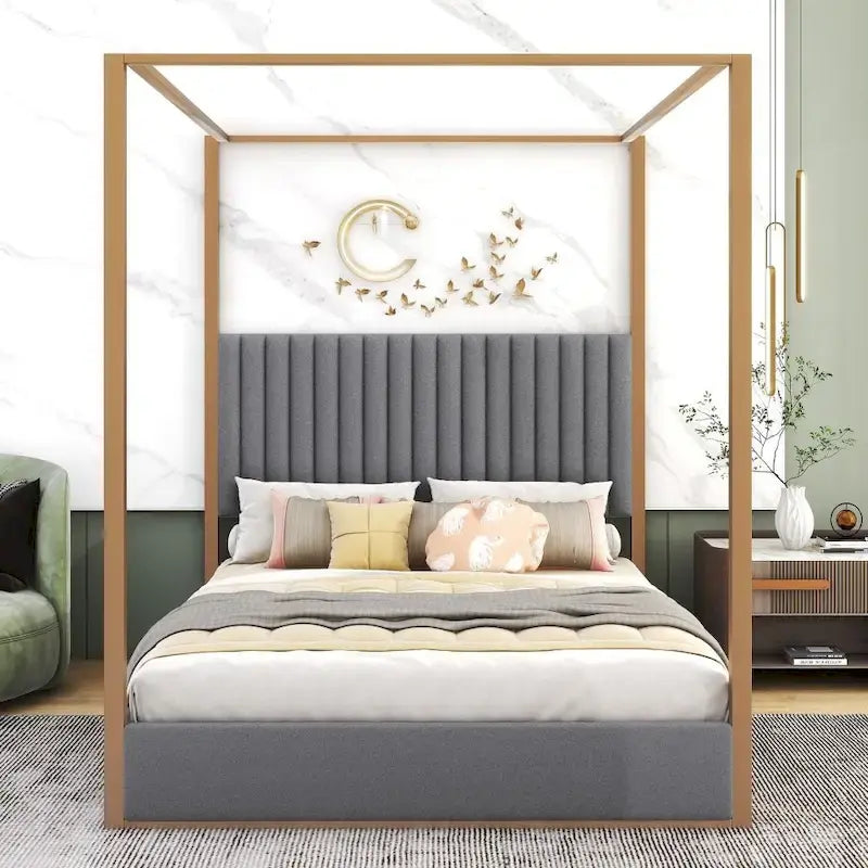 Čalouněná postel s nebesy velikosti Queen Size